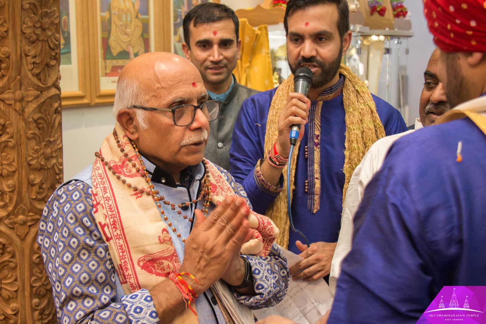 ©1987-2017 SKS Swaminarayan Temple East London